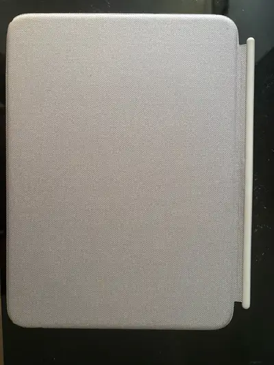 Apple Magic Keyboard Folio, View more
