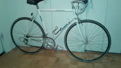 Trek 700 series road bike hotsell