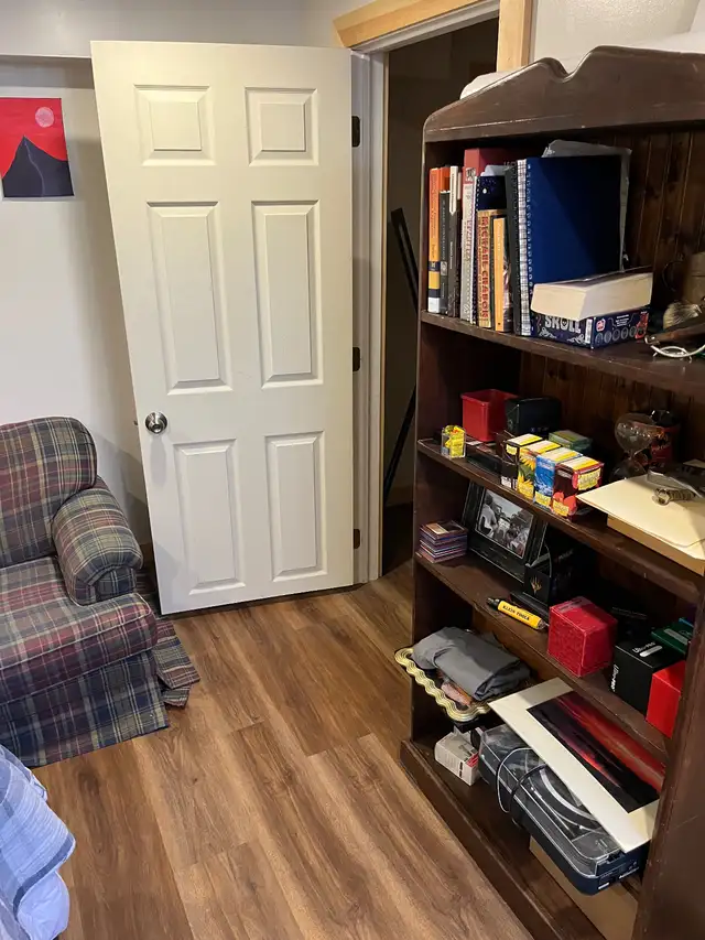 Room for rent in quiet neighbourhood in Room Rentals & Roommates in Peterborough - Image 7