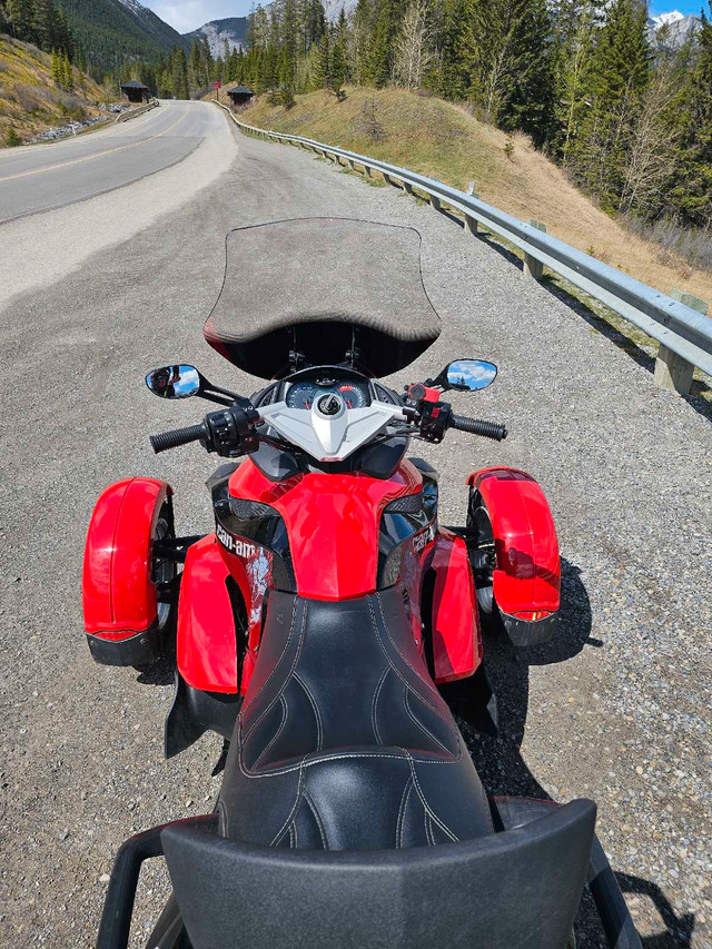 Can-am Syder 990 cc 2009 in Sport Touring in Banff / Canmore - Image 2