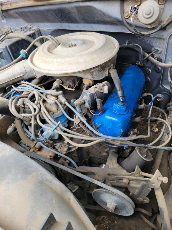 5.8  motor  in Engine & Engine Parts in Moose Jaw