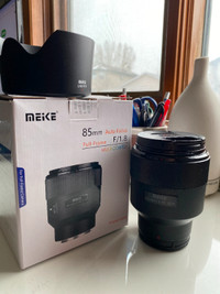 Meike 85mm F1.8 Prime Lens with Auto Focus for Fujifilm X-Mount