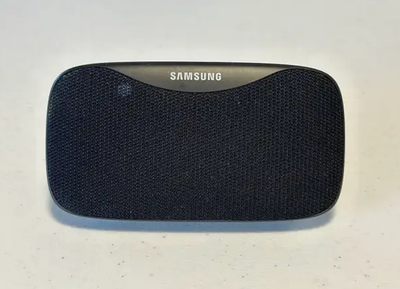 Samsung LEVEL Box Slim Bluetooth Wireless Speaker ( Small Spot ), View more