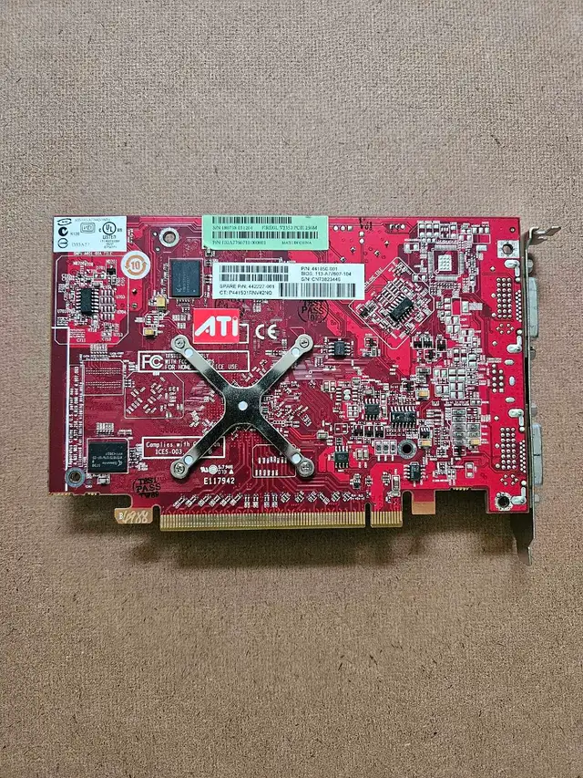 ATI FireGL V7350 in System Components in Calgary - Image 3