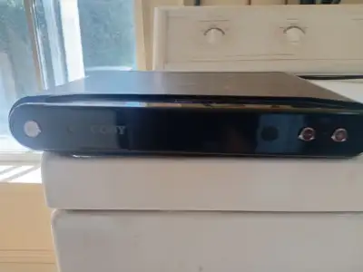 COBY  DTV102  Digital to Analog TV converter, View more