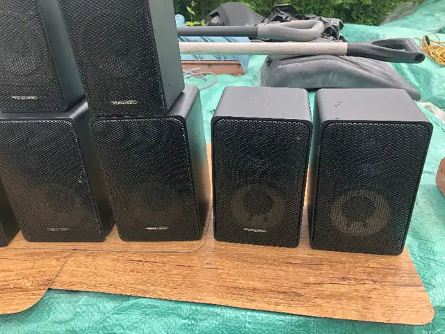 Mini speakers in Speakers in Oshawa / Durham Region - Image 3