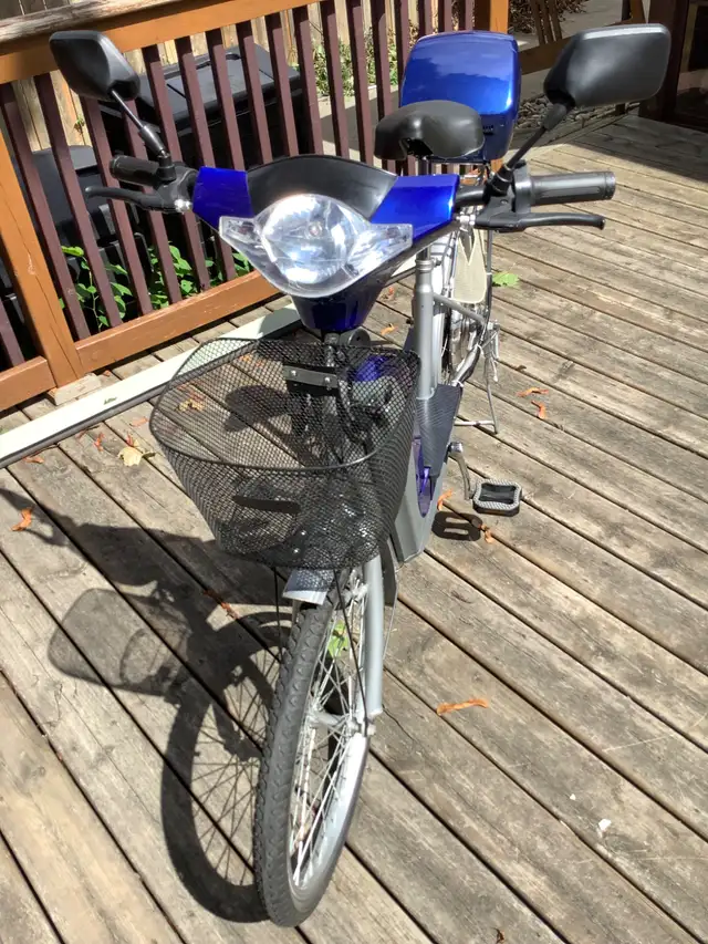 E-bike in Good Working Condition in eBike in London - Image 6