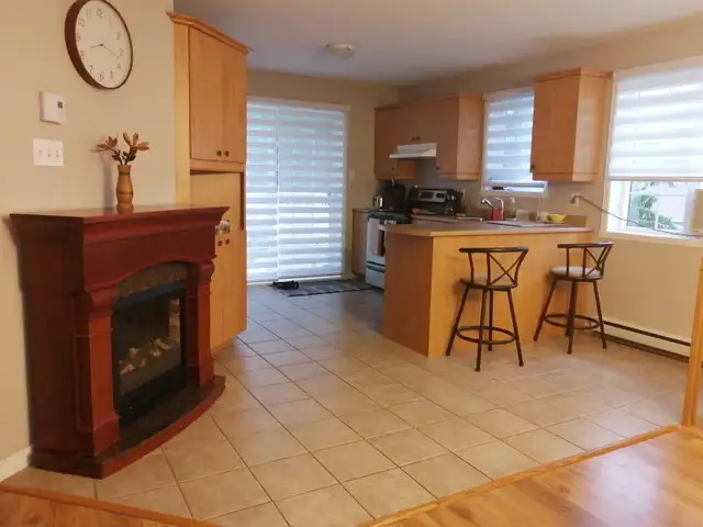 Grand 4 et demi style condo St-Lin-Laurentides