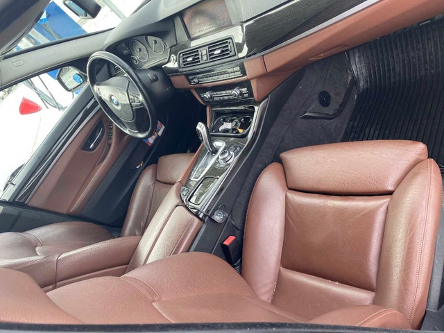 BMW 535 XI SEDAN CHARCOAL GREY — photo 4