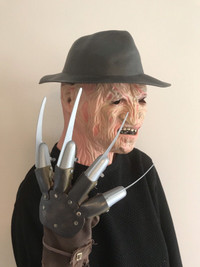 VINTAGE 80’S FREDDY KRUEGER HALLOWEEN MASK, HAT & GLOVES