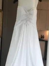 Gorgeous Maggie Sottero wedding gown