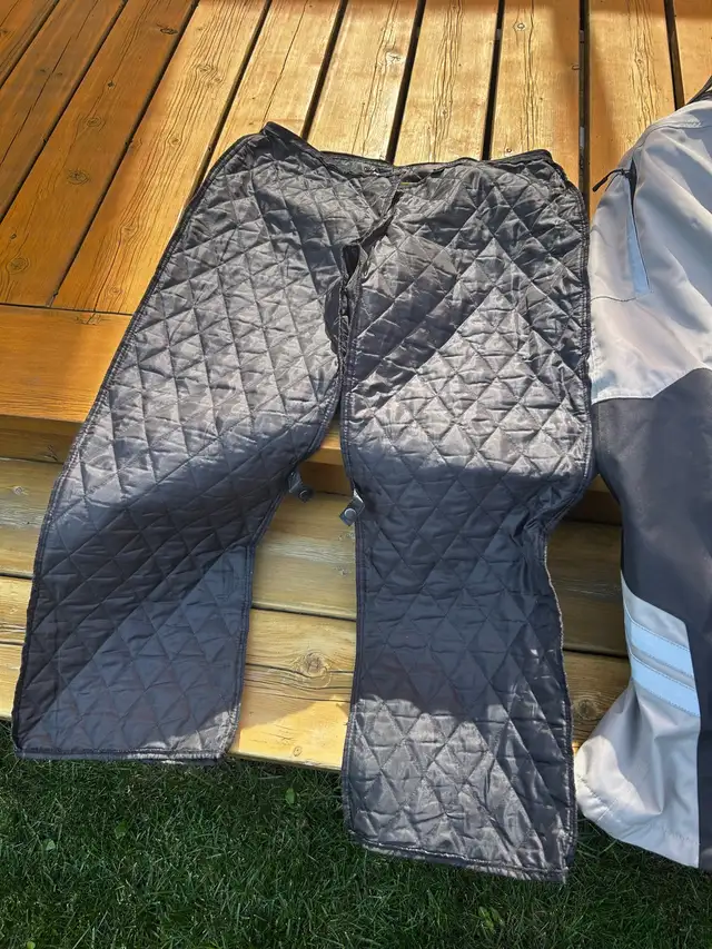 ARC Battle Born Padded Adventure Pants Sz 3463010223785473122