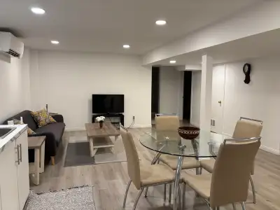 Beautiful Fully Furnished 2-Bedroom Basement for Rent | Bathurst & Centre | Walk to Promenade Mall L...