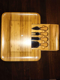 13" Bamboo Wooden Cheeseboard with Utensils