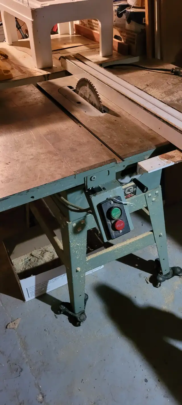 Banc de scie King in Power Tools in City of Montréal - Image 3