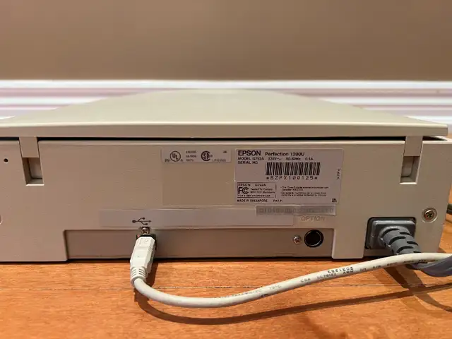 Epson Perfection Scanner 1200U in Printers, Scanners & Fax in Markham / York Region - Image 4