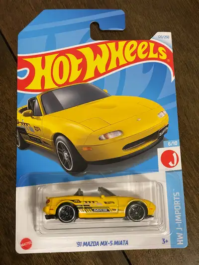 Hot wheels Mazda Miata mx5 NA yellow, View more