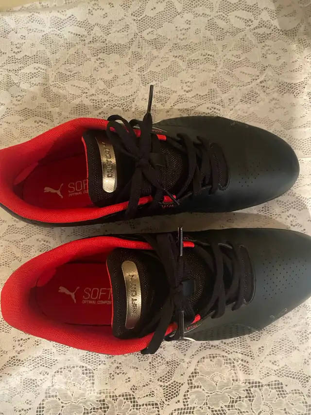 PUMA Scuderia Ferrari Drift Cat Mens Shoes Sz 11 (Like New in Men's Shoes in Hamilton - Image 5