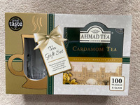 100 cardamon black tea bags with glass mug in presentation box