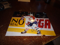Montreal Canadiens nhl hockey # 11 saku koivu  autographed colou