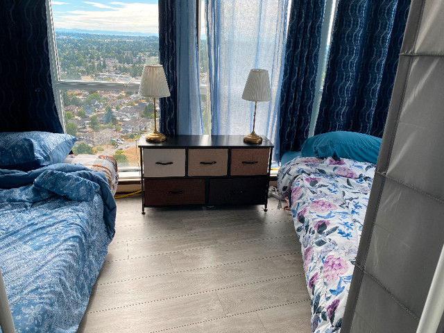 Two beds in a shared room in Room Rentals & Roommates in Delta/Surrey/Langley