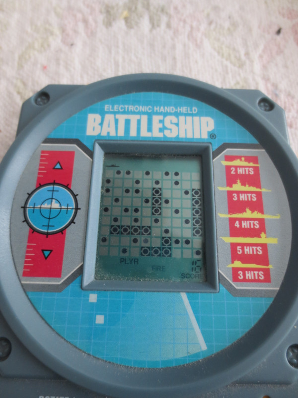 Electronic Hand-held Battleship Milton Bradley In Timmins only. in Toys & Games in Timmins - Image 2