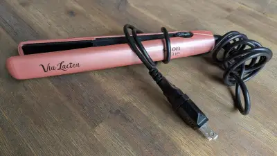Salon Hair Straightener, View more