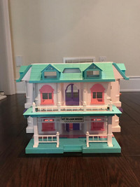 Vintage Fisher Price Doll House