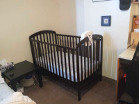 BRAND NEW Crib with mattress and accessories
