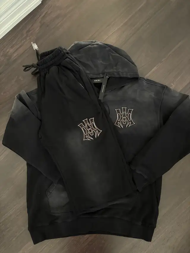 Amiri Tracksuit in Men's in Mississauga / Peel Region - Image 2