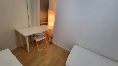Private room in Brentwood Burnaby close to downtown