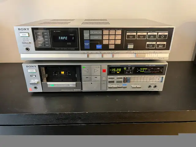 Sony Receiver/Tuner(Phono) and Cassette Player in Stereo Systems & Home Theatre in Gatineau - Image 5
