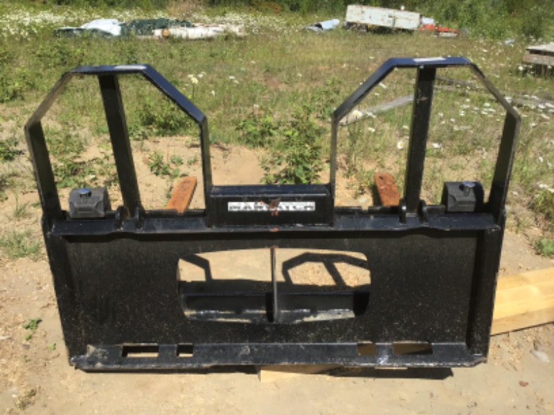For Sale Maratach Pallet Forks for loaders or skid steers Heavy