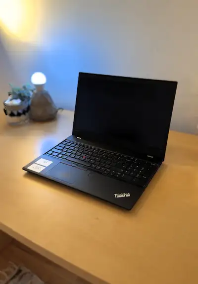 ⭐TOUCHSCREEN 15.6 THINKPAD LENOVO T570 LAPTOP⭐, View more