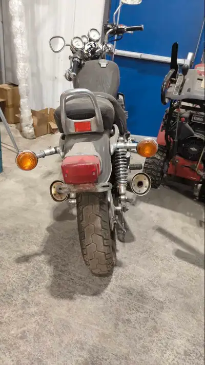 Selling my 1985 Yamaha XJ700 Maxim, a classic cruiser ready for its next adventure! This vintage bik...