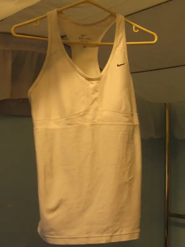 Brand Name Women's Athletic Wear by Nike, Asics, MEC, Danskin in Women's - Other in City of Toronto - Image 2