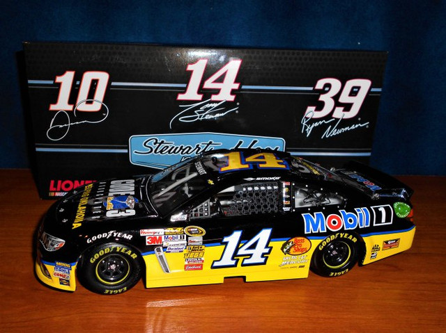 Stewart-Haas Racing 1/24 Scale NASCAR Diecasts in Arts & Collectibles in Bedford - Image 4
