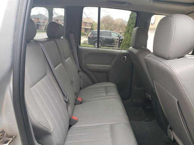 2005 Jeep Liberty in Cars & Trucks in Hamilton - Image 4