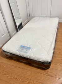 Twin mattress