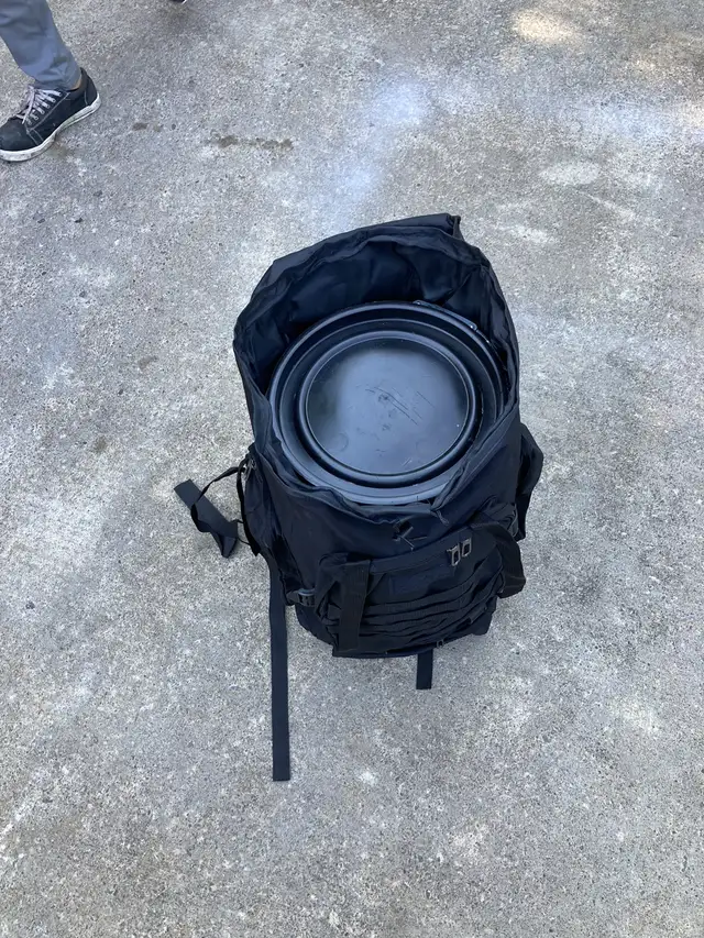 18 L  to  40  L Canoe Barrel inside an 80 L (New) Backpack in Canoes, Kayaks & Paddles in Oshawa / Durham Region - Image 8