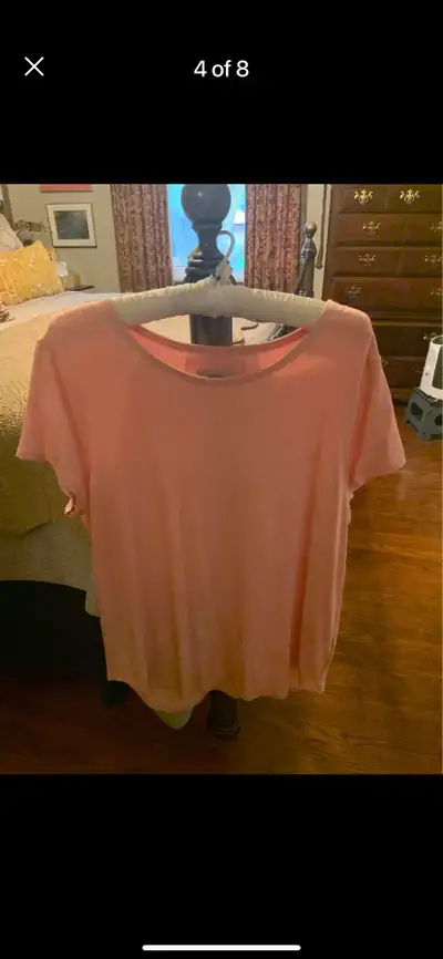 BEAUTIFUL NEW WOMEN’S PLUM TOP ! CUPID ! BRAMPTON !, View more