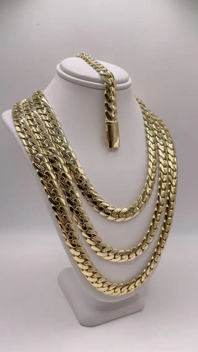 9.0mm Solid Miami Cuban Link Chain/Bracelet In 10 KT Yellow Gold in Jewellery & Watches in City of Toronto - Image 3