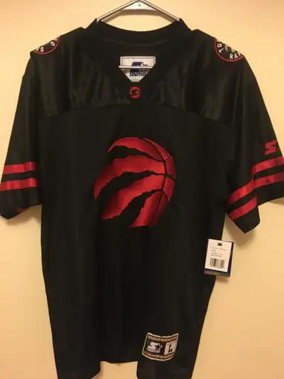 NEW 2018 RAPTORS JERSEY MADE BY STARTER has been in storage in garment bag tags attached see picture...