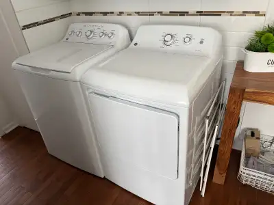 Laveuse et sécheuse, View more