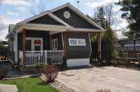 Beautiful "cottage"  mobile home, Located in MAPLE LEAF ACRES