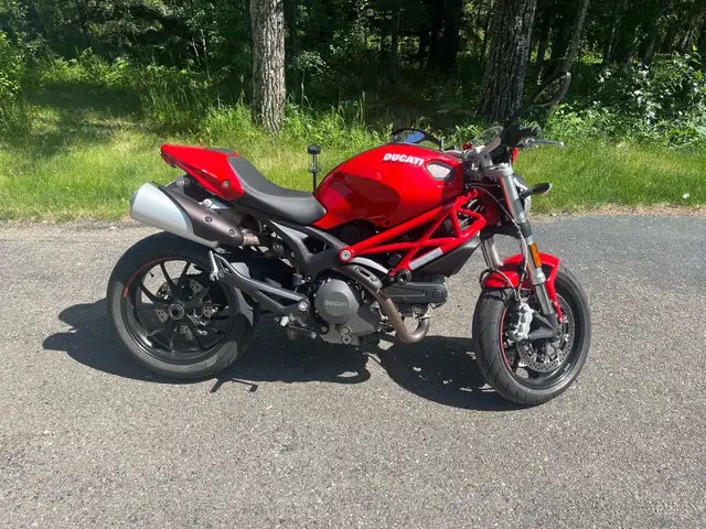 2014 Ducati Monster 796 ABS in Sport Bikes in Calgary - Image 9