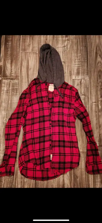 Men’s American Eagle Plaid Shirt, View more