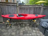 Aventura 125 Kayak in like new condition with extras