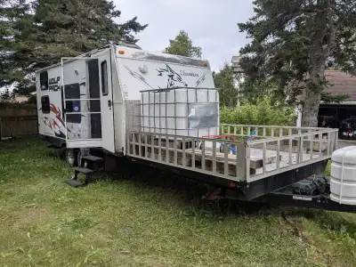 AS-IS! Great winter project! Fix this great bones trailer up for the 2026 camping, fishing, hunting...