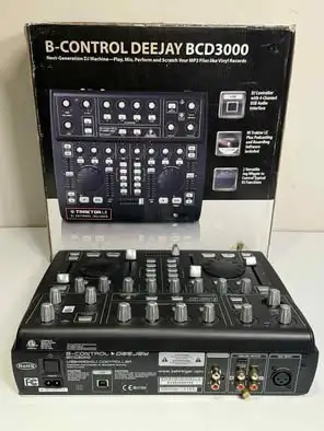 Behringer BCD3000 USB DJ Controller in Performance & DJ Equipment in Oakville / Halton Region - Image 4